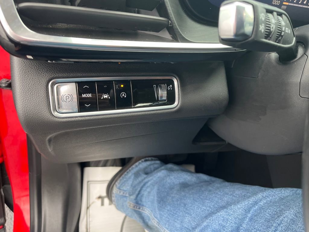 Used 2025 Buick Envision Preferred image 13