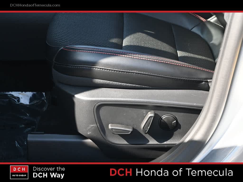 Used 2024 Ford Escape ST-Line w/ Tech Pack #1 AWD/4WD image 17
