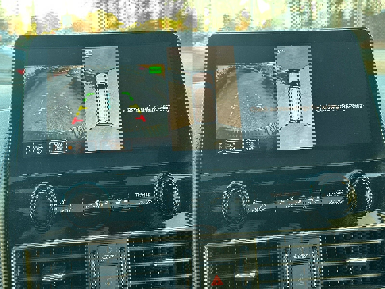 Used 2023 Nissan Armada SL w/ Captain's Chairs Package image 30