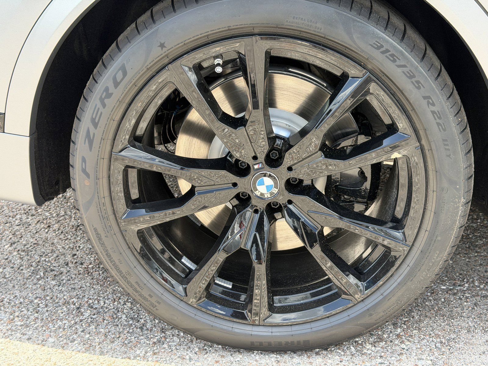 New 2027 BMW X7 M60i AWD/4WD image 11