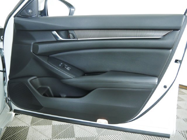 Used 2021 Honda Accord EX-L image 12
