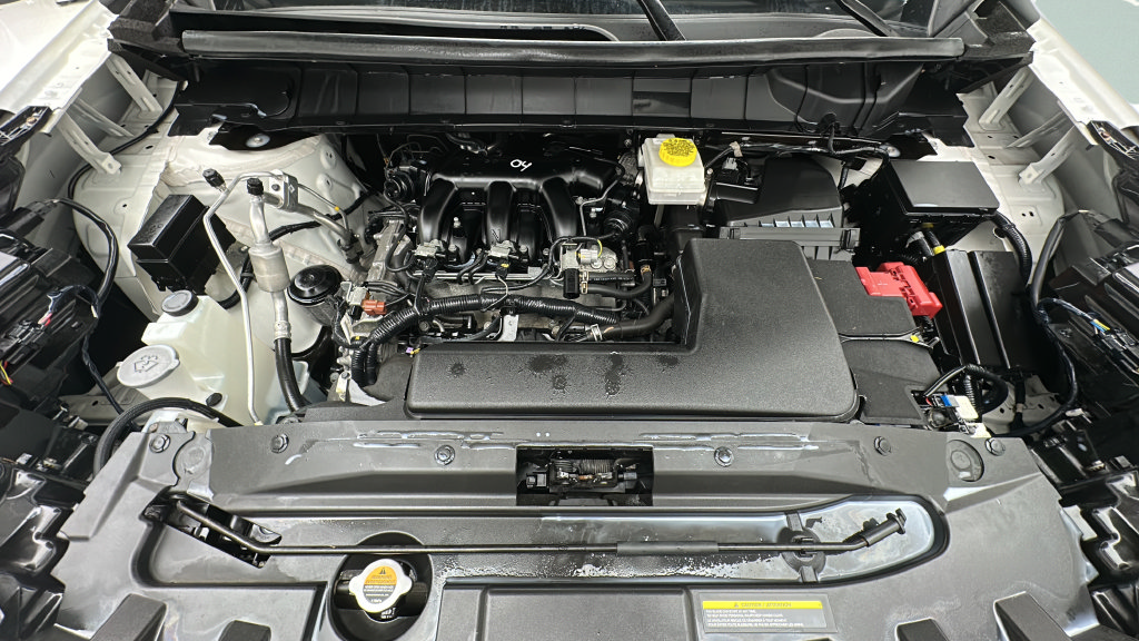 Used 2024 Nissan Pathfinder SV AWD/4WD image 20