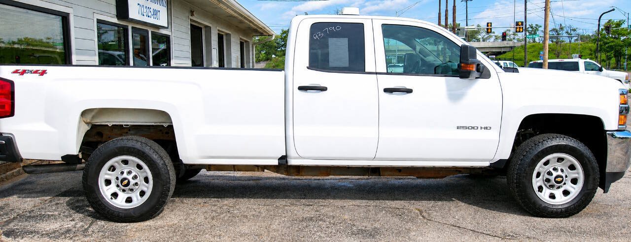 Used 2019 Chevrolet Silverado 2500 W/T w/ WT Convenience Package AWD/4WD image 5