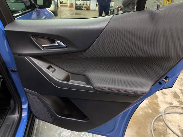 Used 2025 Chevrolet Equinox RS w/ Safety and Technology Package image 23