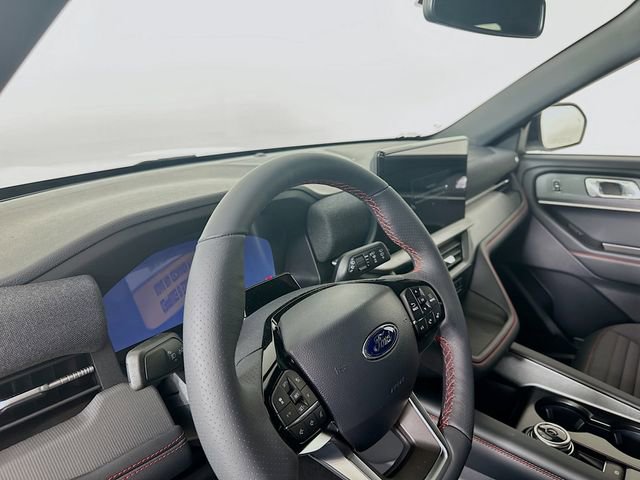 New 2026 Ford Explorer ST-Line w/ ST-Line Street Pack image 9