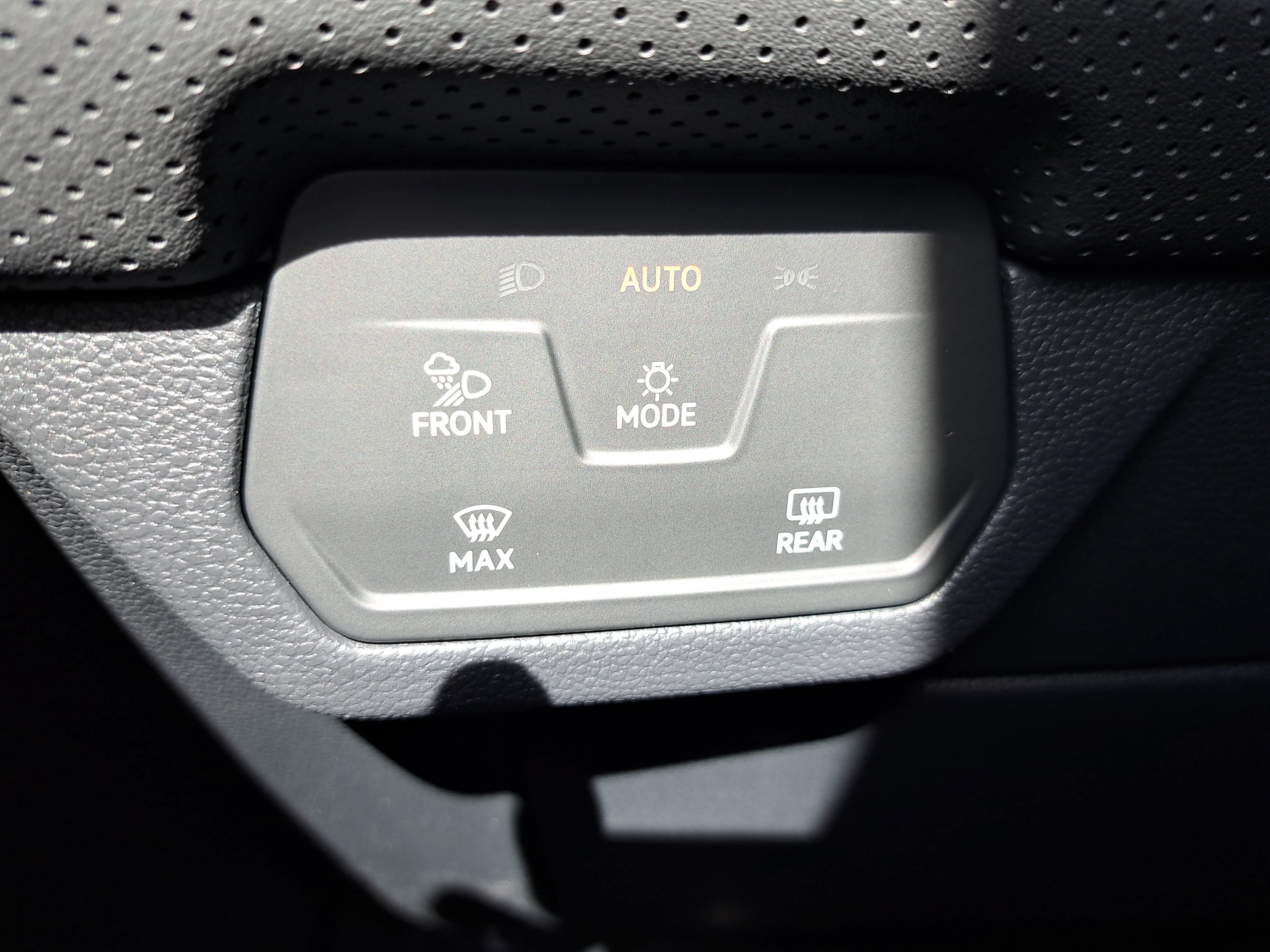 New 2026 Volkswagen Atlas SE AWD/4WD image 27