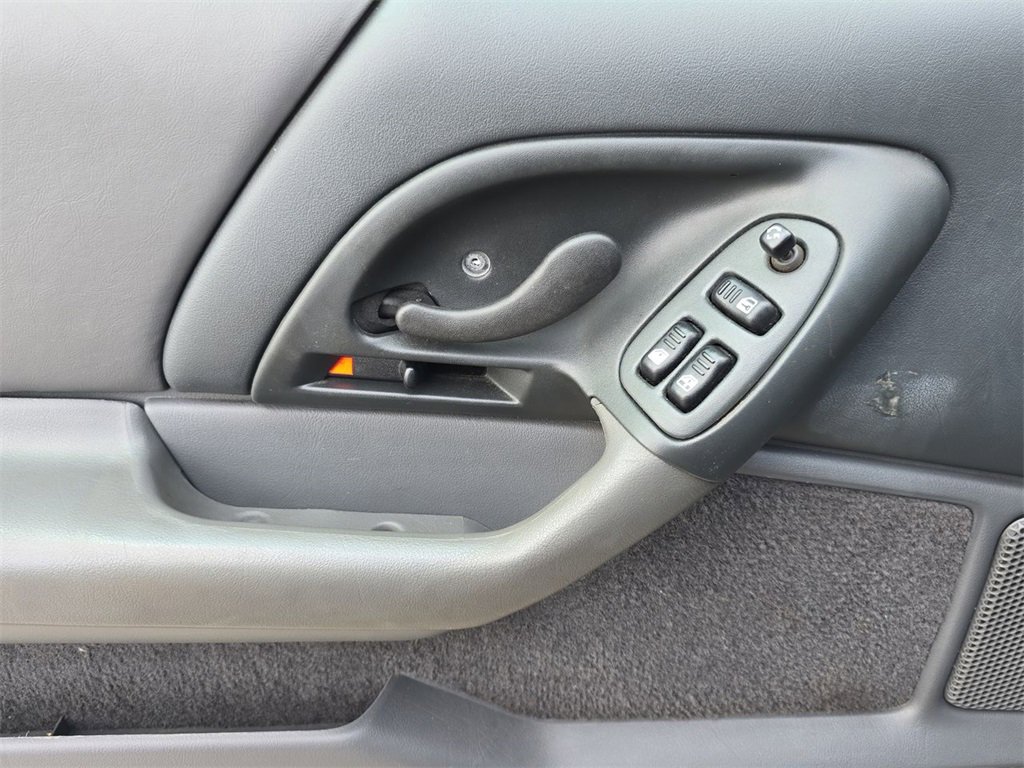 Used 1999 Chevrolet Camaro Z28 image 24