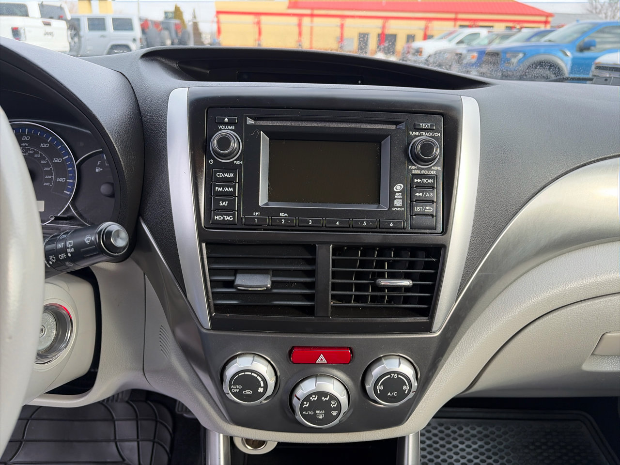 Used 2011 Subaru Forester 2.5X Limited w/ Protection Group 3 image 11