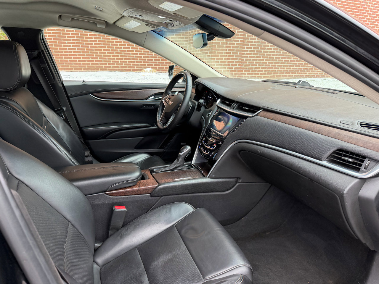 Used 2018 Cadillac XTS Luxury image 25
