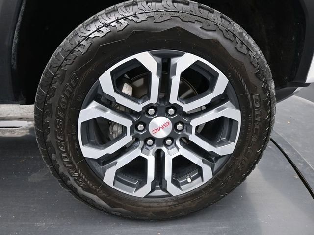 Used 2024 GMC Canyon AT4 w/ Technology Package AWD/4WD image 30