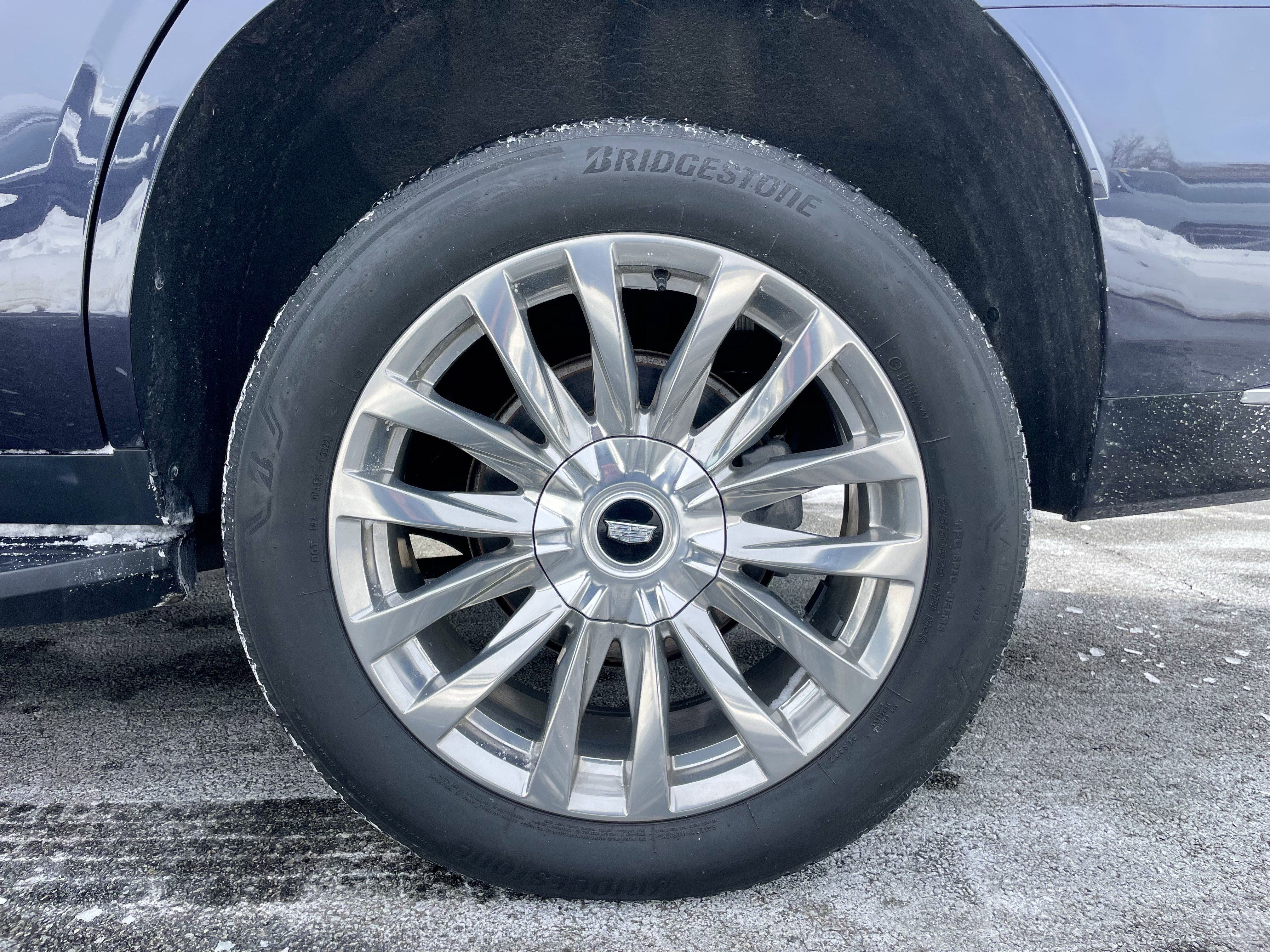 Used 2023 Cadillac Escalade Premium Luxury image 10