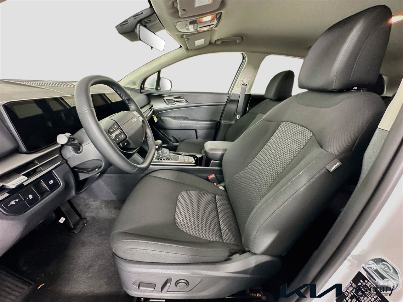 New 2026 Kia Sportage LX w/ LX Convenience Package FWD image 12