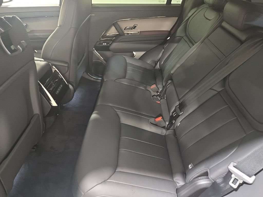 New 2026 Land Rover Range Rover Sport Dynamic SE AWD/4WD image 20