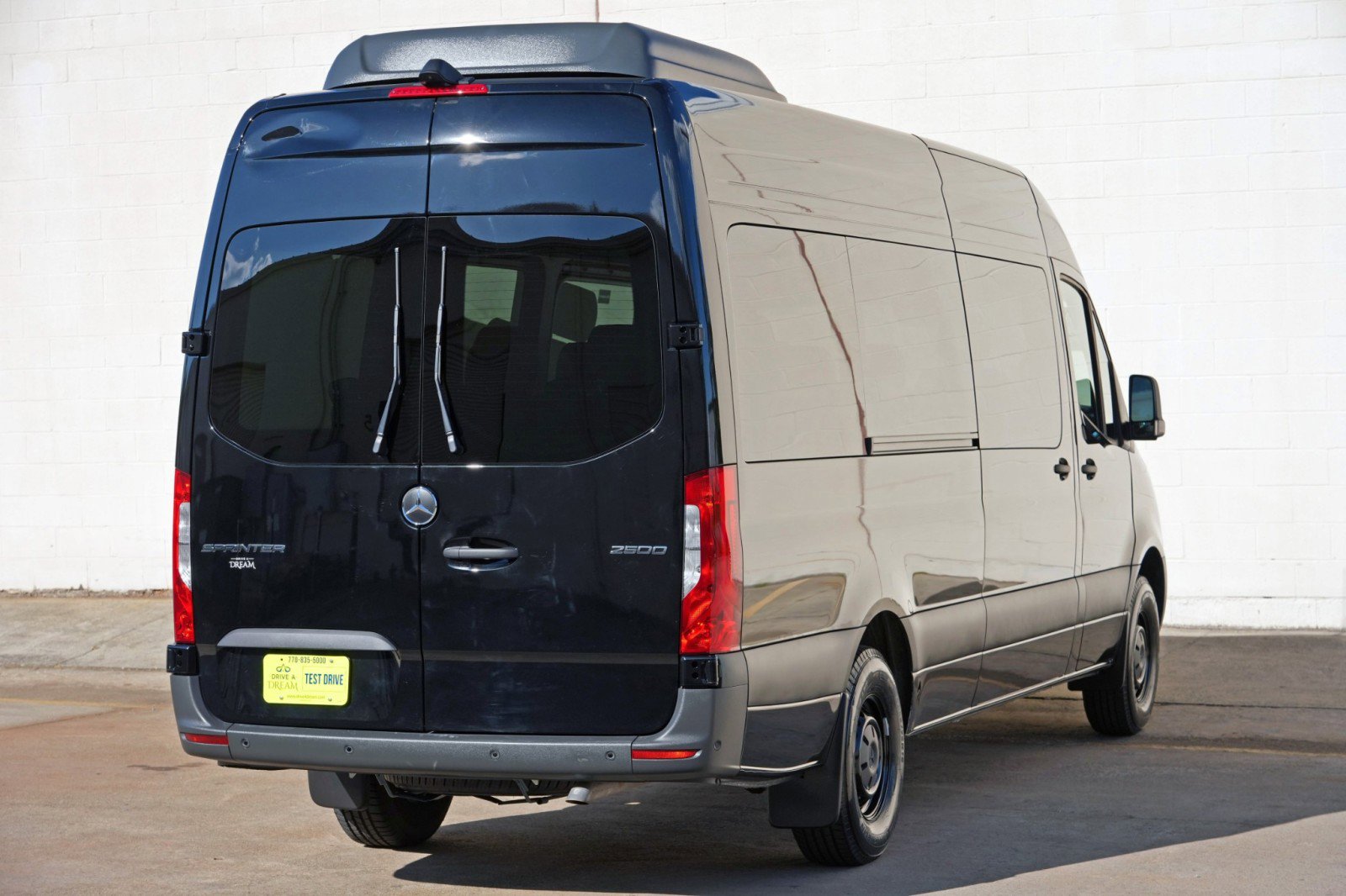 Used 2024 Mercedes-Benz Sprinter 2500 image 46