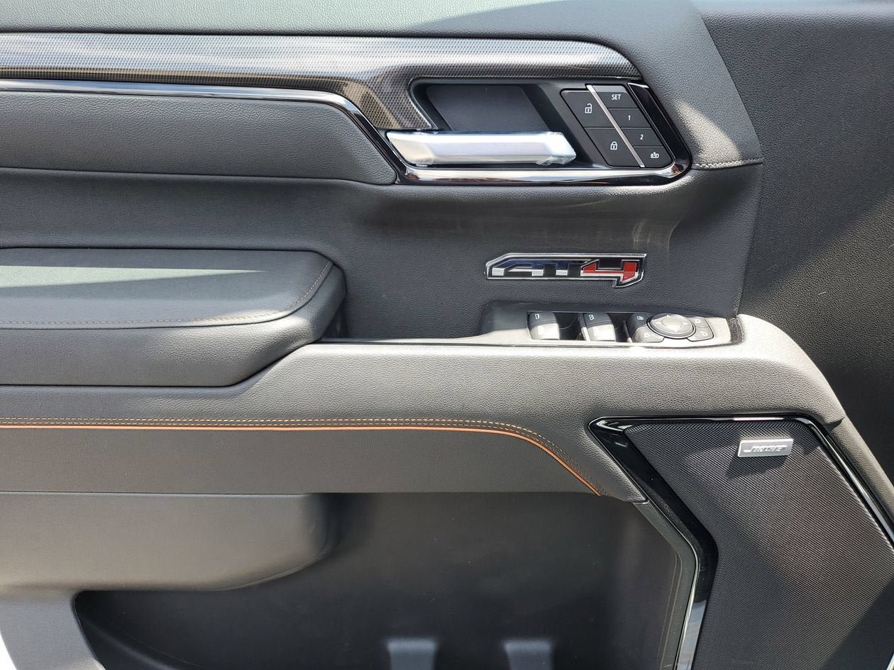 New 2026 GMC Sierra 1500 AT4 w/ AT4 Premium Package AWD/4WD image 18