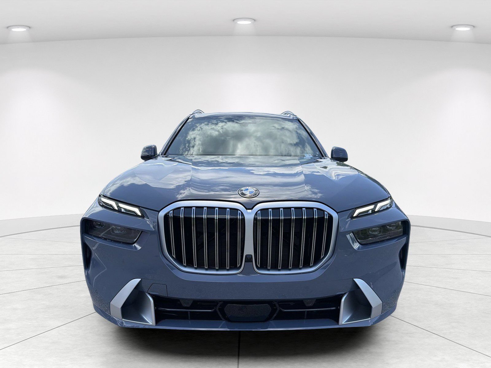 New 2027 BMW X7 xDrive40i w/ Executive Package AWD/4WD video 2