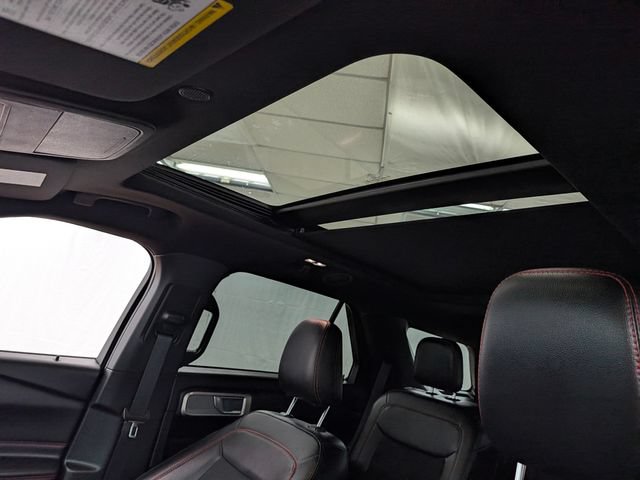 Certified 2023 Ford Explorer ST-Line w/ Class IV Trailer Tow Package AWD/4WD image 14