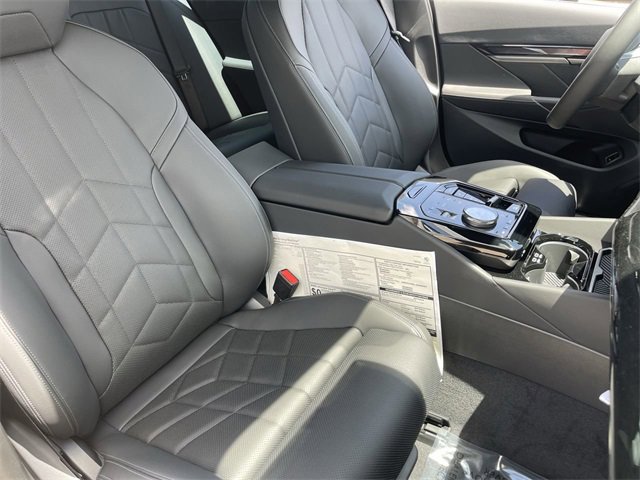 New 2026 BMW i5 eDrive40 w/ Premium Package image 11
