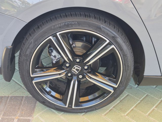 Used 2024 Honda Accord Sport image 23