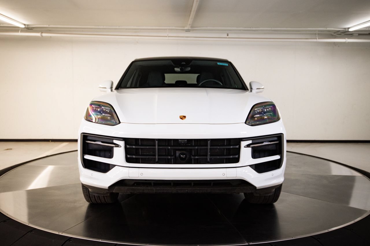 Certified 2026 Porsche Cayenne Coupe AWD/4WD image 10