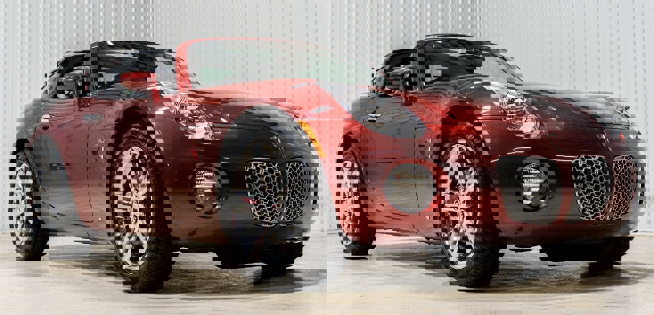 Used 2009 Pontiac Solstice Coupe w/ Premium Package image 20