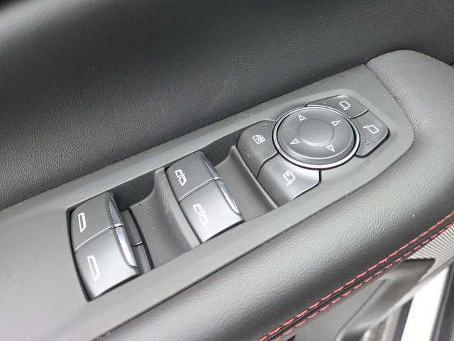 New 2026 GMC Yukon XL AT4 Ultimate w/ LPO, Illumination Package image 11