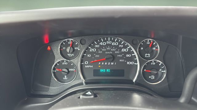 New 2024 Chevrolet Express 3500 w/ Power Convenience Package RWD image 17