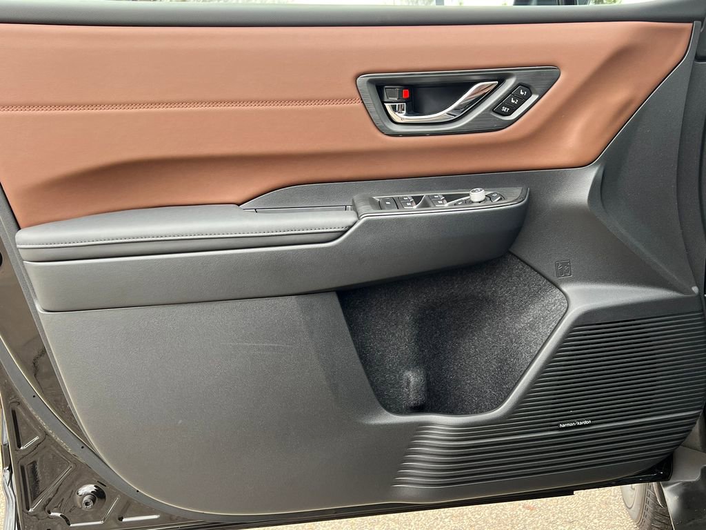 New 2026 Subaru Outback Touring XT AWD/4WD image 13