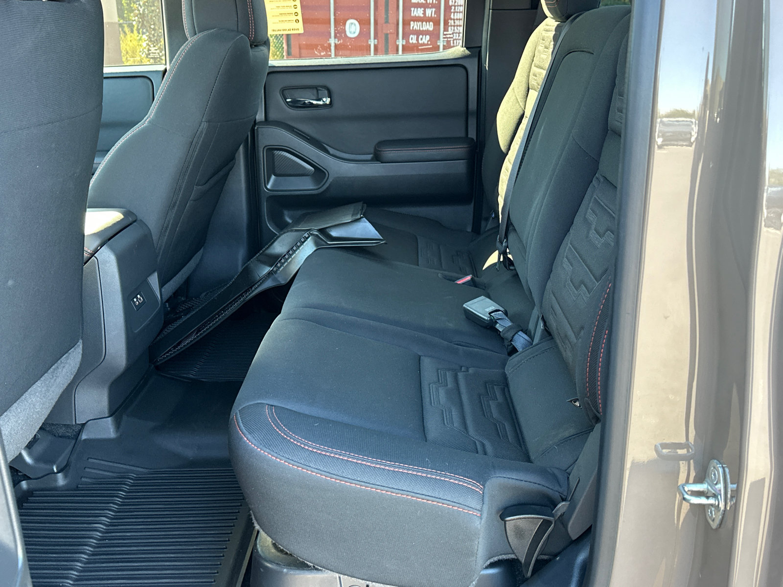 Used 2023 Nissan Frontier PRO-4X w/ Tow Package AWD/4WD image 17