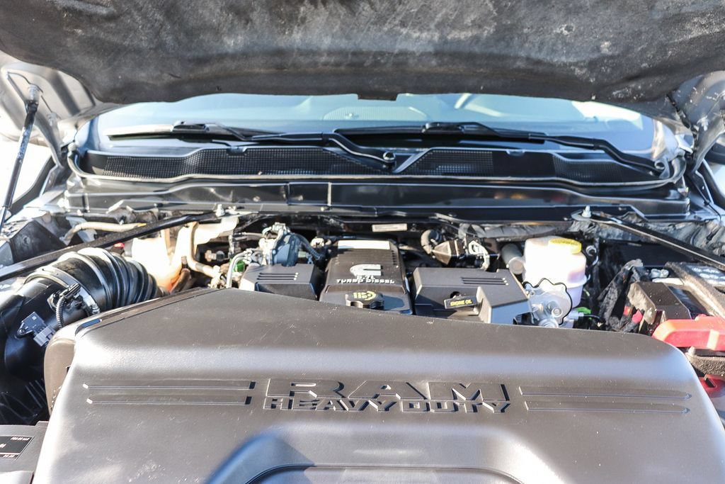 Used 2024 RAM 2500 Laramie w/ Safety Group AWD/4WD image 29