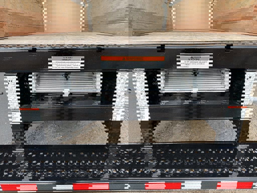 New 2026 Chevrolet Express 3500 w/ Power Convenience Package image 8