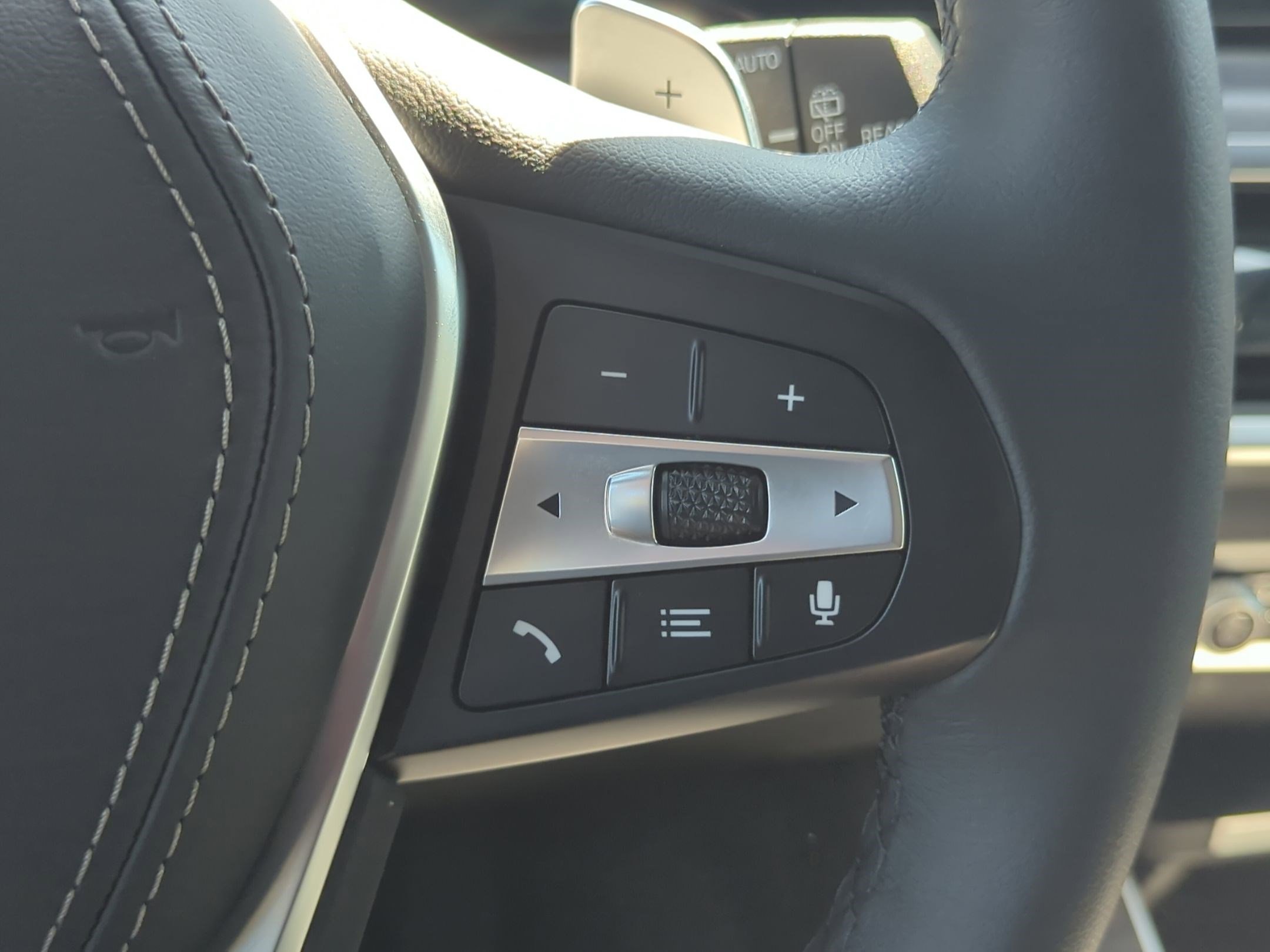 Used 2025 BMW X5 xDrive50e w/ Premium Package image 20