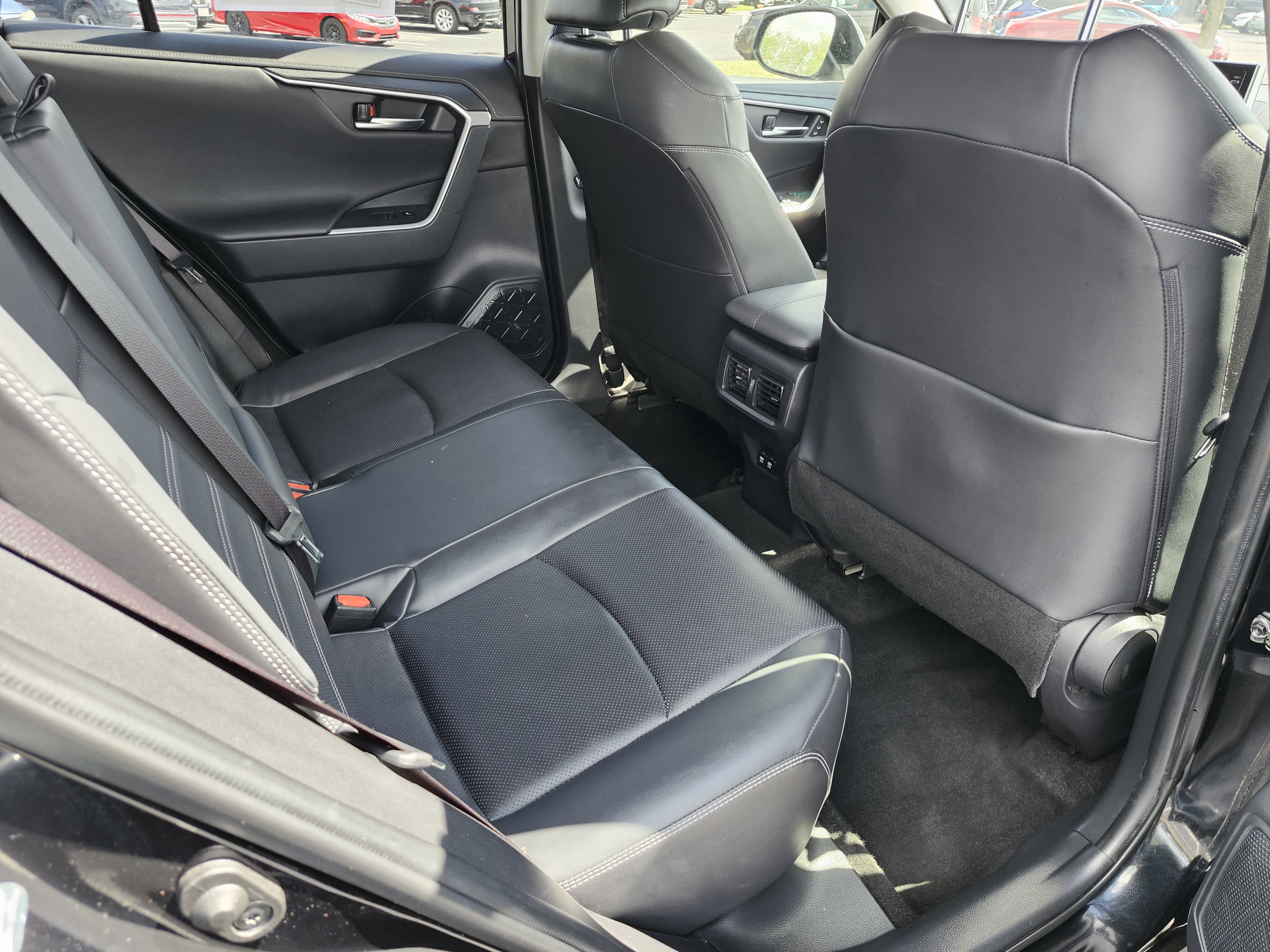 Used 2019 Toyota RAV4 Limited w/ Cold Weather Package AWD/4WD image 24