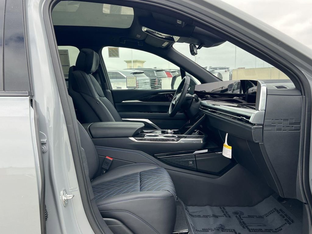 New 2026 Cadillac Escalade IQL Luxury image 35