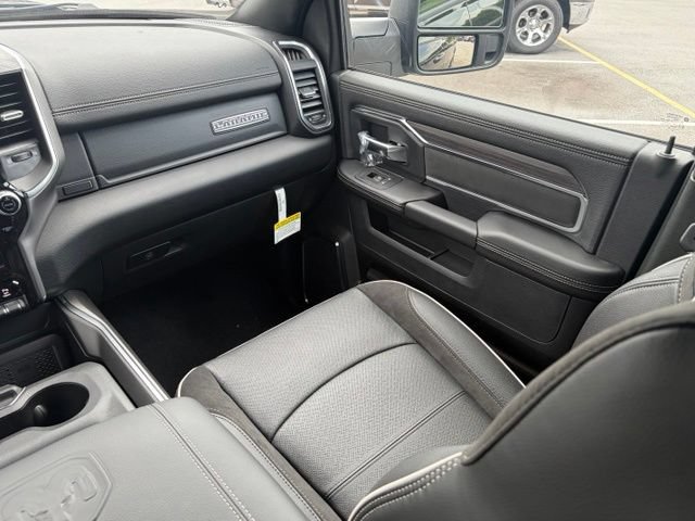 New 2026 RAM 2500 Laramie w/ Towing Technology Group AWD/4WD image 35