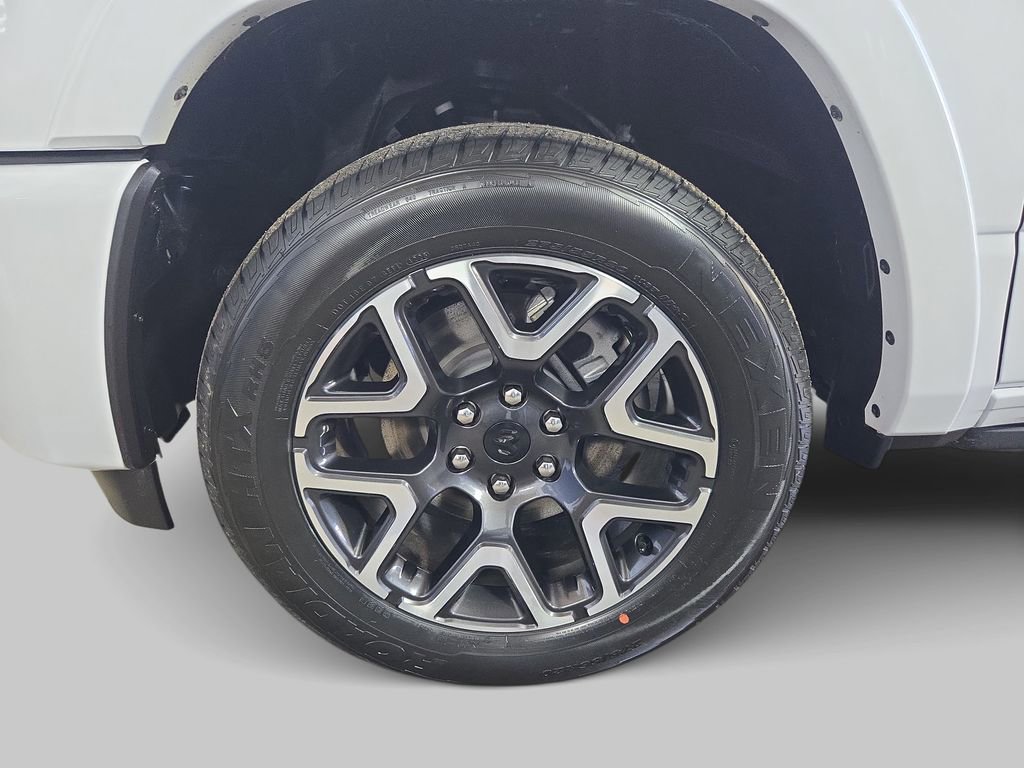 New 2026 RAM 1500 Laramie AWD/4WD image 31