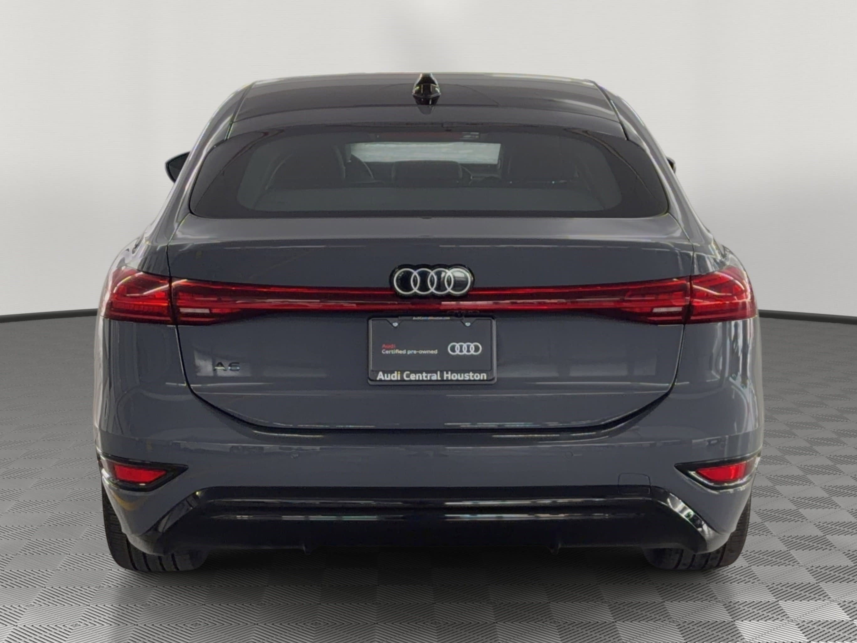 Used 2025 Audi A6 e-tron Premium Plus w/ Premium Plus image 10