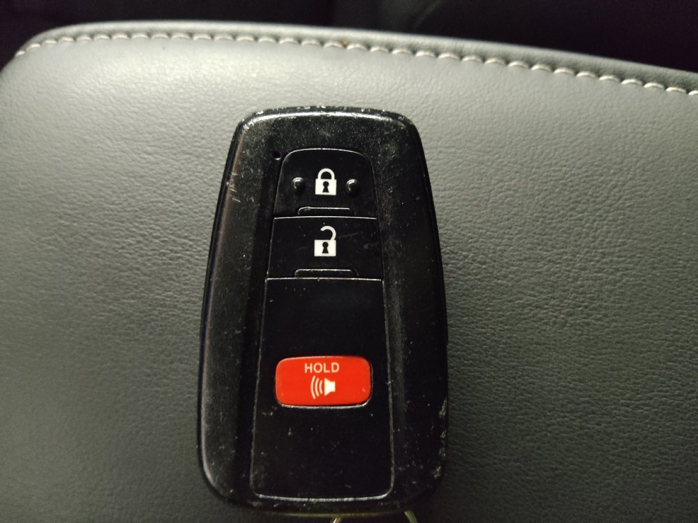 Used 2020 Toyota Corolla SE FWD image 32