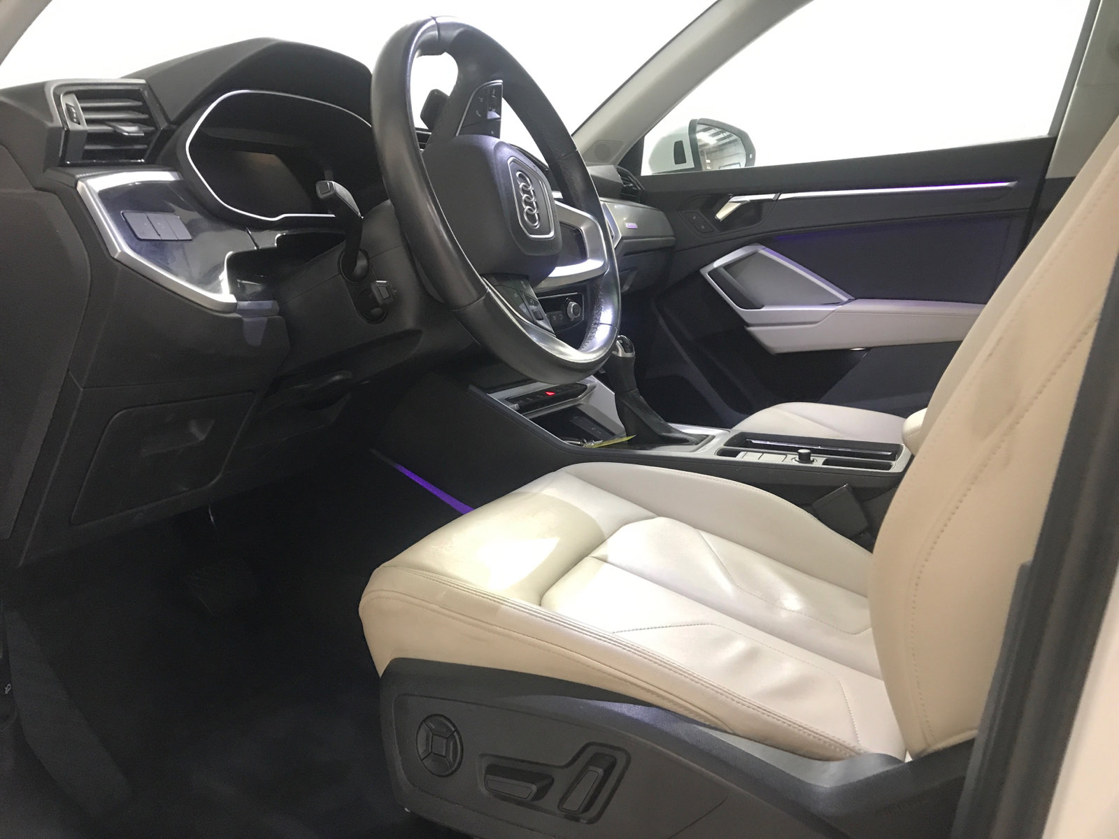 Used 2022 Audi Q3 2.0T Premium Plus AWD/4WD image 8