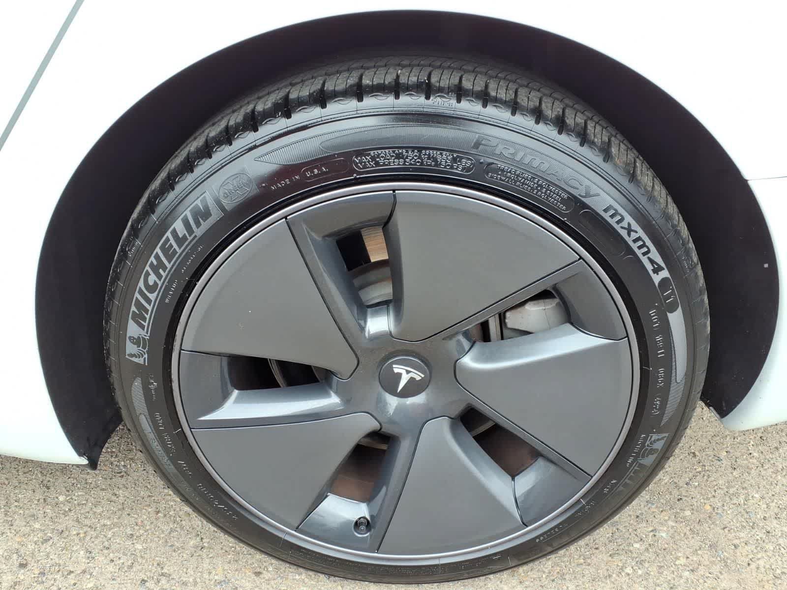 Used 2021 Tesla Model 3 Standard Range Plus RWD image 9