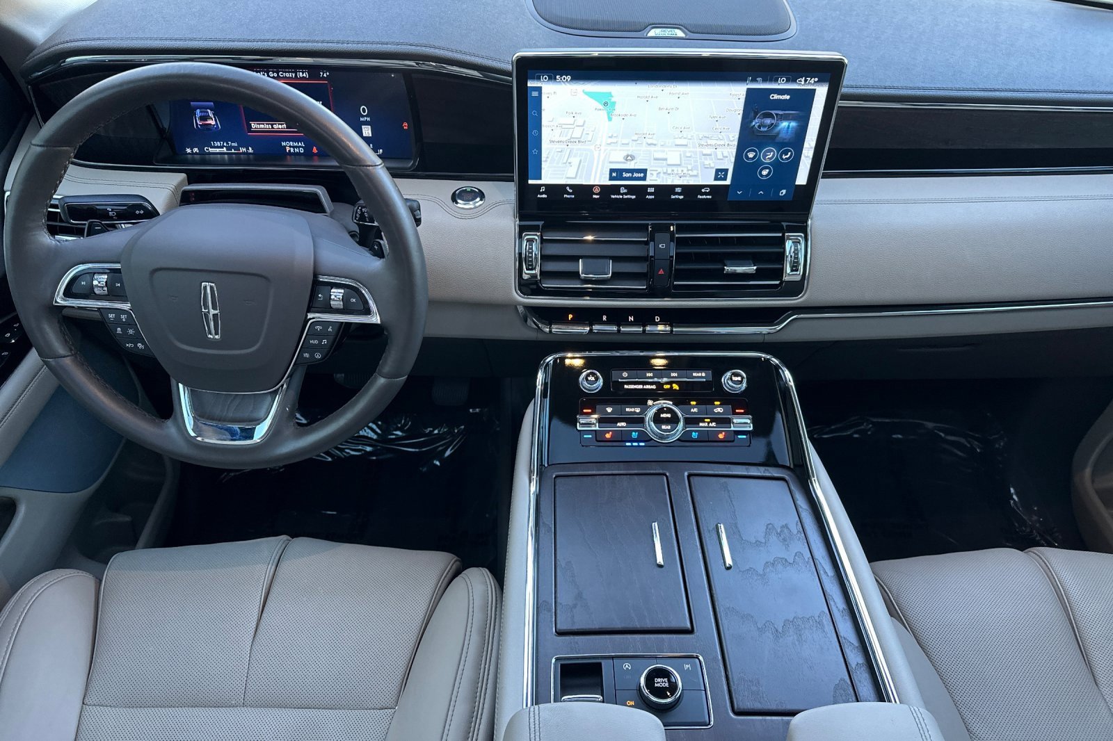 Certified 2024 Lincoln Navigator Reserve image 13