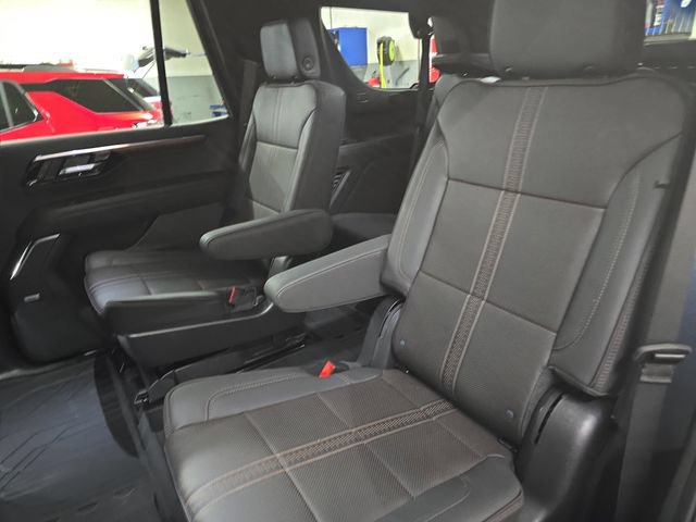 New 2026 Chevrolet Tahoe High Country AWD/4WD image 16