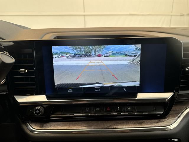 Used 2025 Chevrolet Silverado 2500 LTZ w/ LTZ Convenience Package image 15