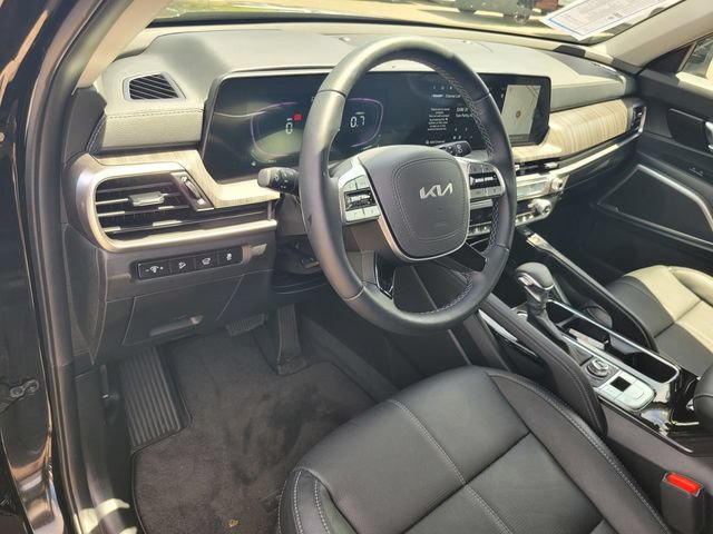 Used 2025 Kia Telluride EX AWD/4WD image 9