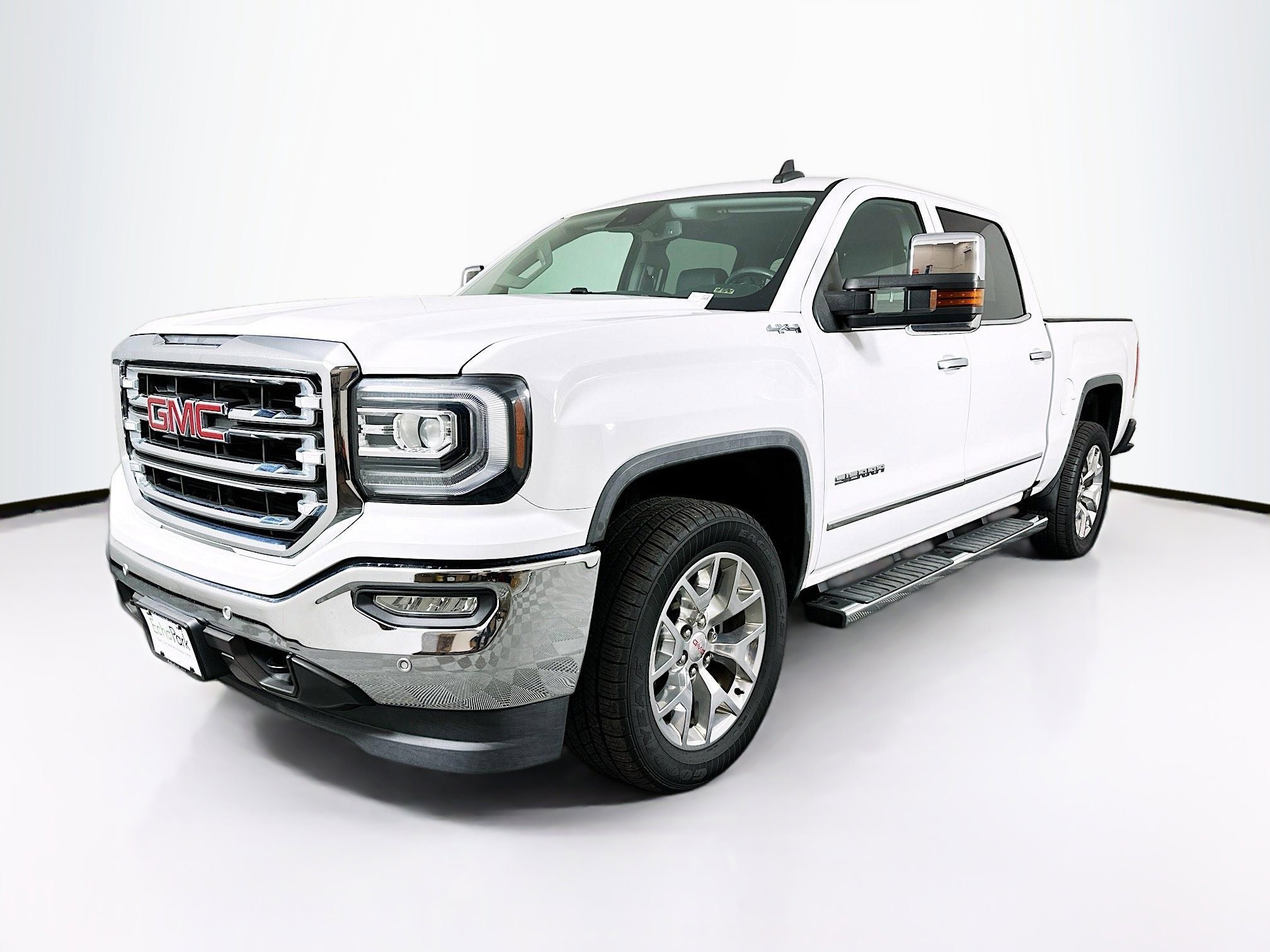 Used 2018 GMC Sierra 1500 SLT image 3