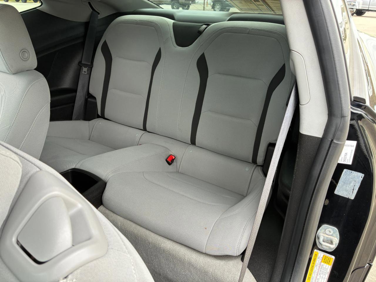 Used 2018 Chevrolet Camaro LT w/ RS Package image 30