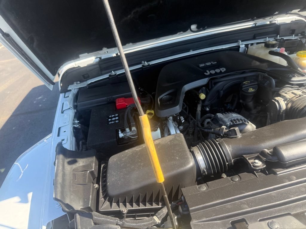 Certified 2019 Jeep Wrangler Unlimited Sahara AWD/4WD image 66