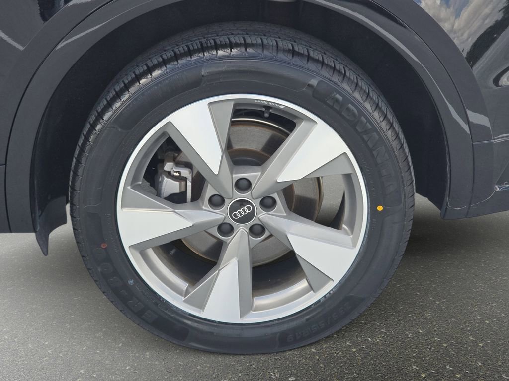 Certified 2023 Audi Q5 Premium w/ Premium Plus Package AWD/4WD image 30