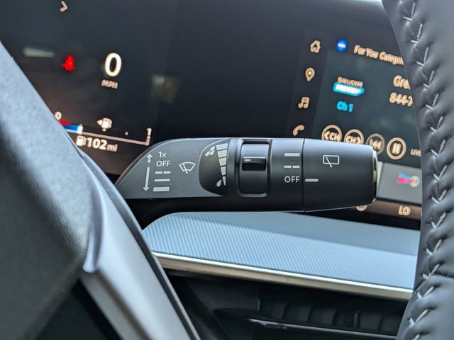 Used 2025 Nissan Murano SL image 35