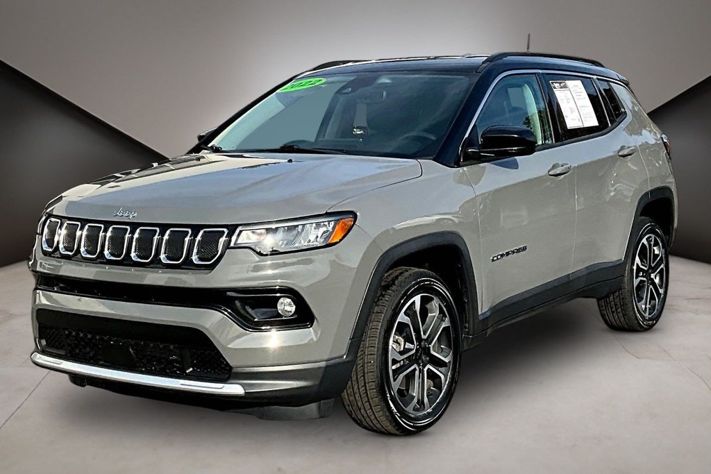 Used 2022 Jeep Compass Limited AWD/4WD image 3